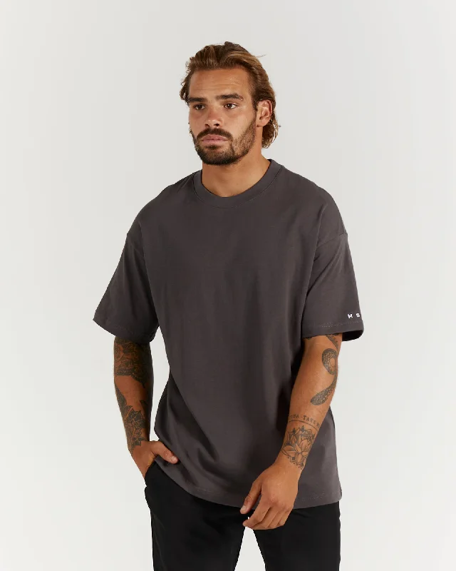 Men's silky-soft t-shirt-LIGHTWEIGHT OVERSIZED TEE - CHARCOAL