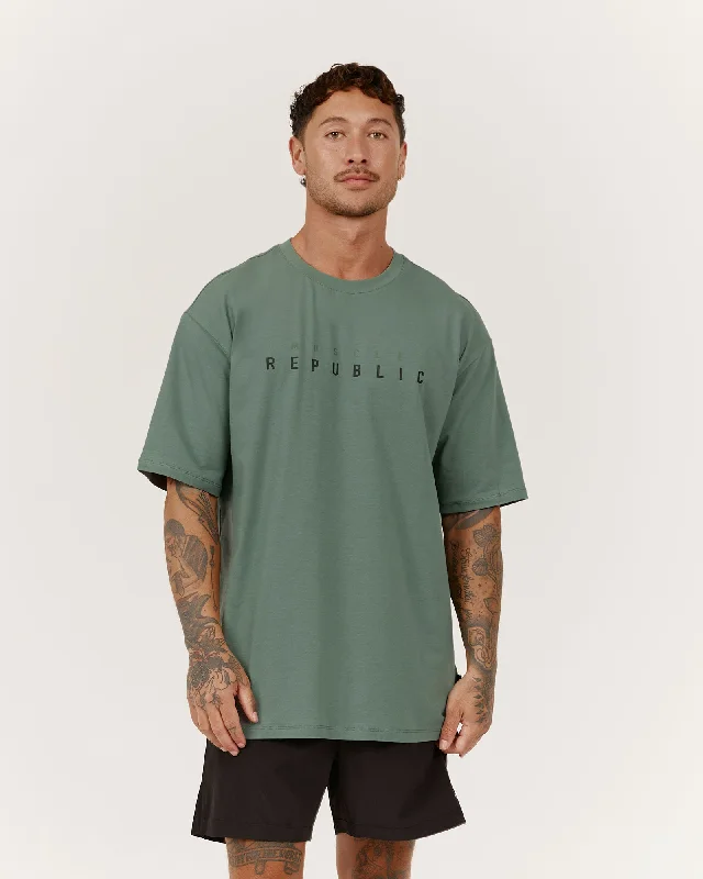 Men's UV-protection t-shirt-CLASSIC TONAL TEE V2 - TARRAGON