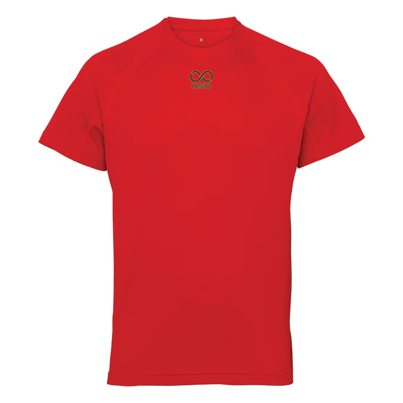 Men's retro-inspired t-shirt-OSO Panelled Perfomance Tee - Fire Red