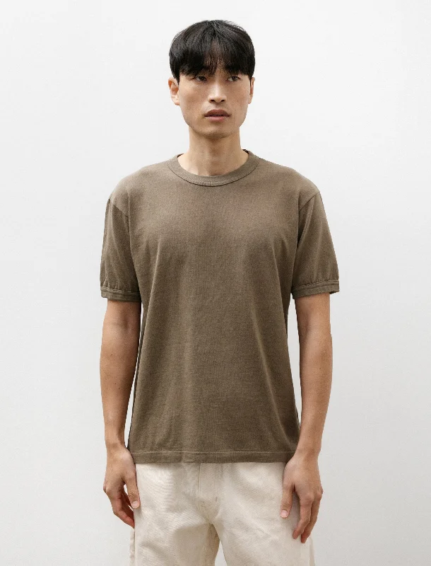 Men's distressed t-shirt-Base Tee Compact Organic Jersey Olive