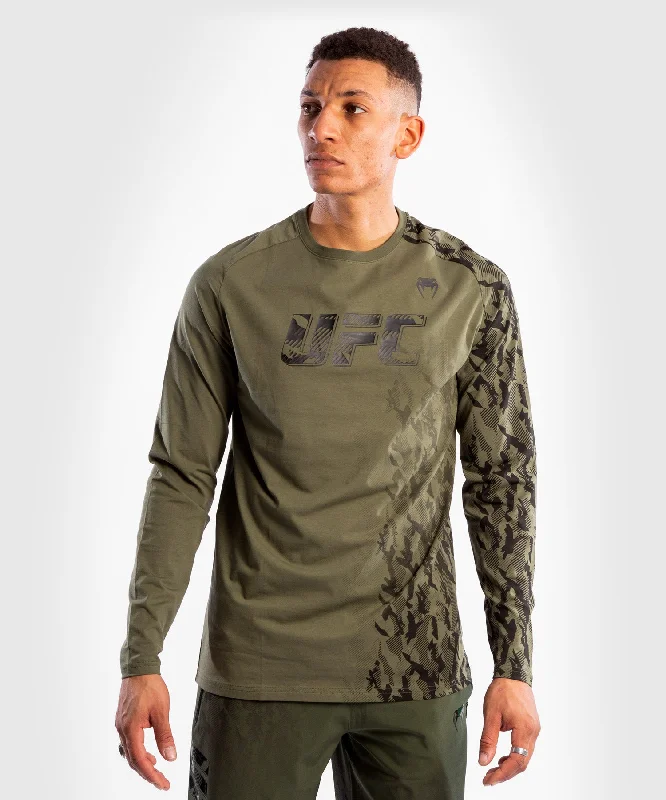 Men's distressed t-shirt-UFC Venum Authentic Fight Week Men's Long Sleeve T-shirt - Khaki