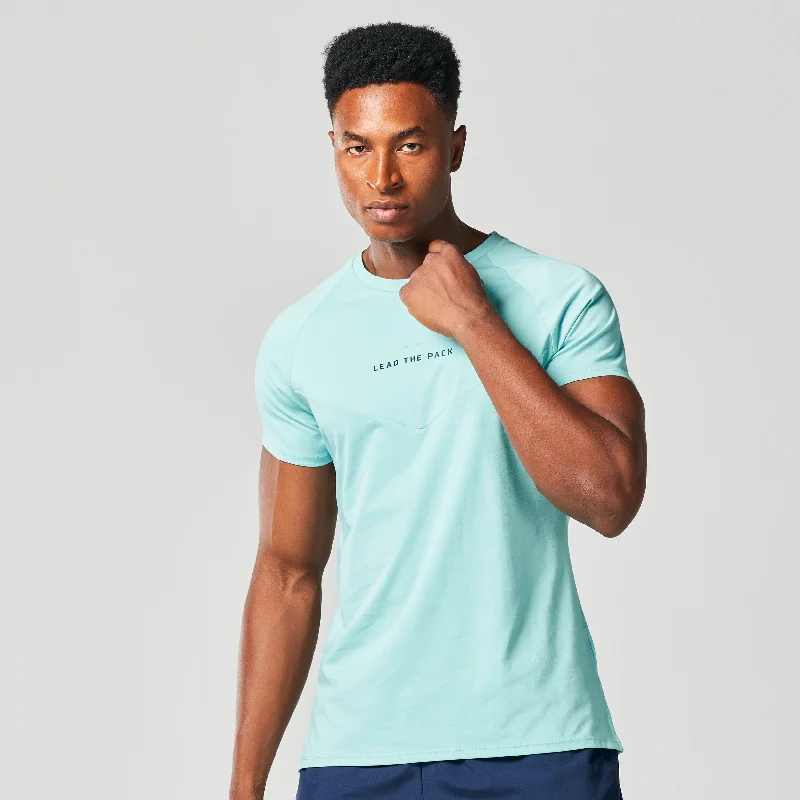 Men's athletic performance t-shirt-Statement Tee 2.0 - Canal Blue